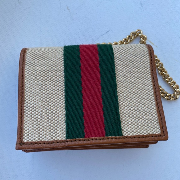 gucci wallet poshmark